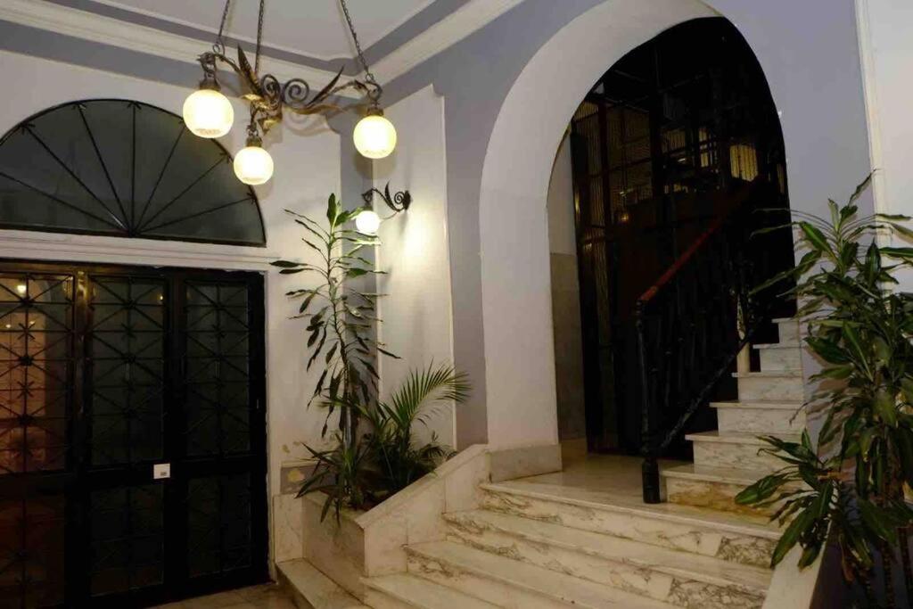 Beautiful Apartment Next To Piazza Di Spagna Rom Exteriör bild